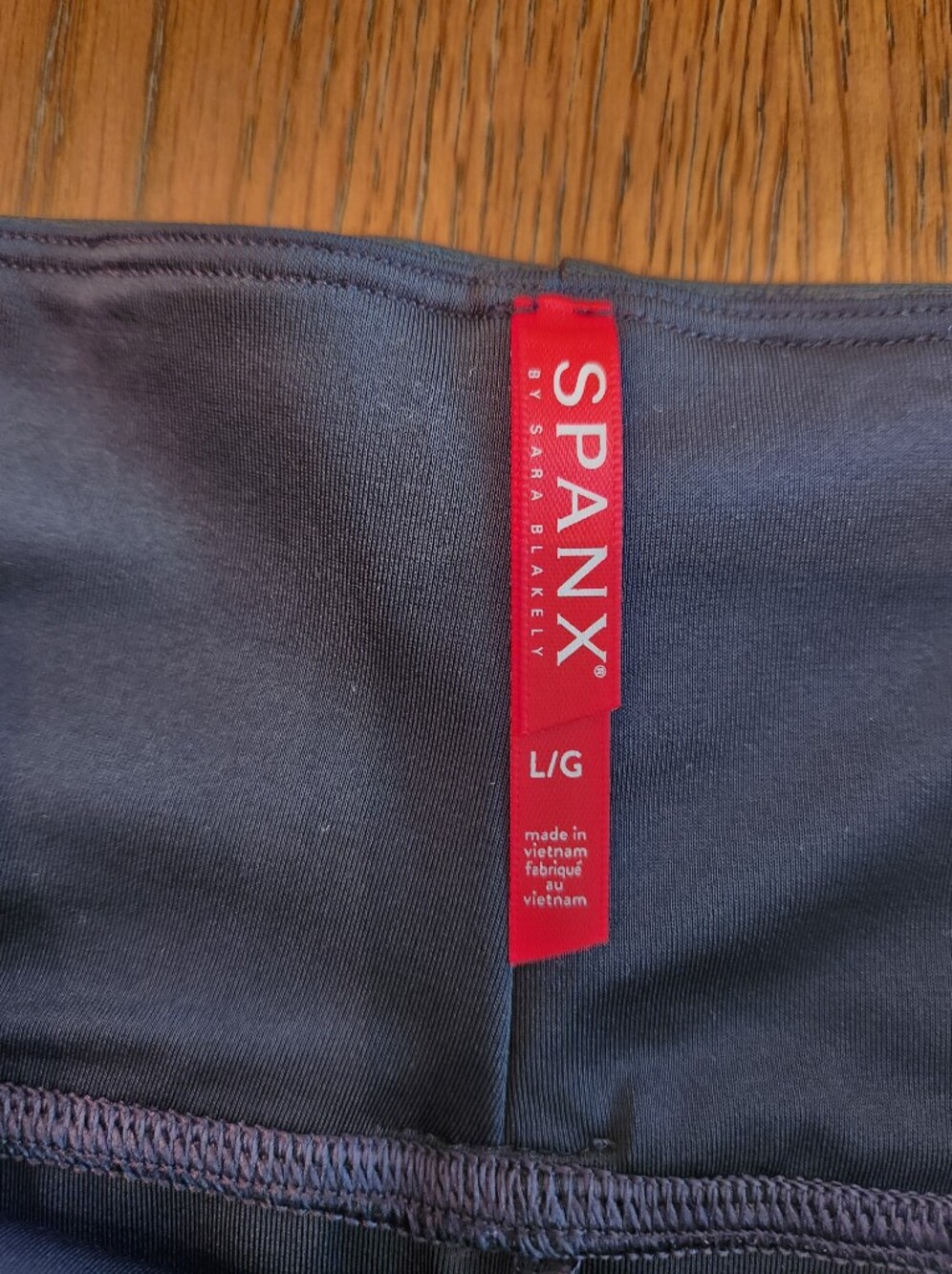 Spanx Faux Leather Pencil Skirt Black Size Large - Picture 3 of 5